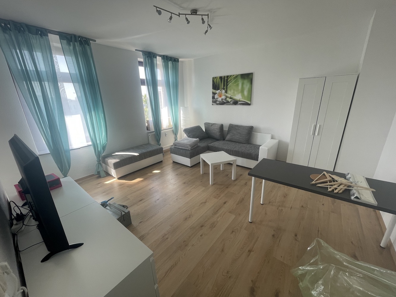 Merseburger Str Wohnzimmer Bild 1